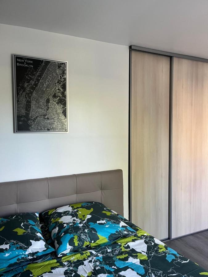 Superbe Appartement Au Bord Du Canal De St Quentin Saint-Quentin (Aisne) Exterior photo